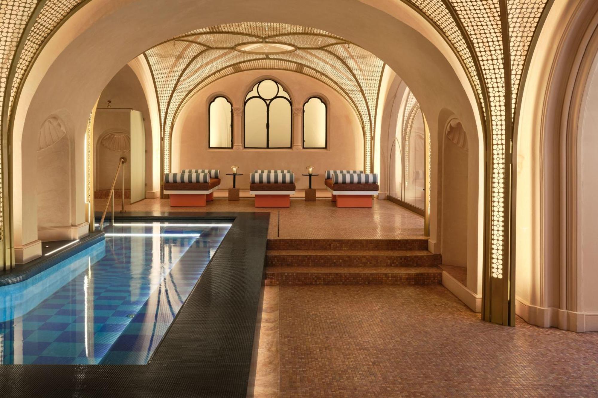 W Budapešť Exteriér fotografie